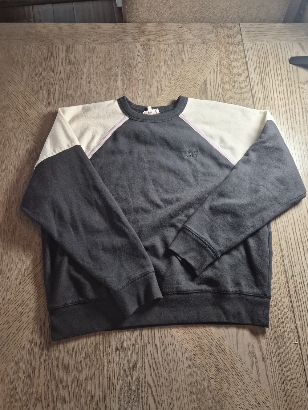 Levi's Women's Crewneck Sweatshirt in Black, Cream & Pink Trim